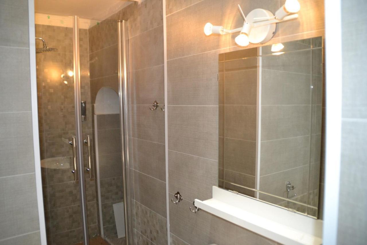 2 Passi A Napoli Bed & Breakfast Exterior photo